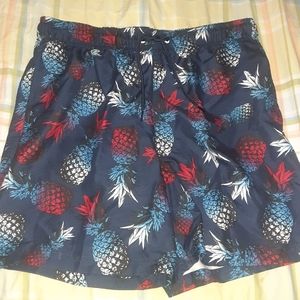 Mens M swim trunks